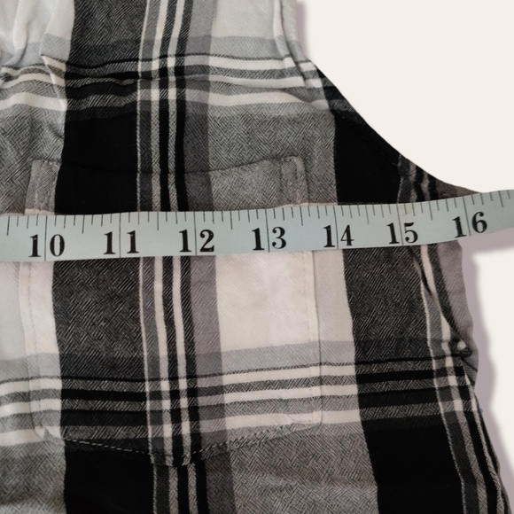 Authentic American Heritage Perfect Shirt: Relaxed Medium Black and White - Picture 3 of 5